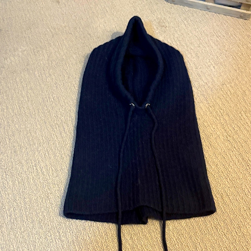Micheal Kors hat with turtle neck attached.